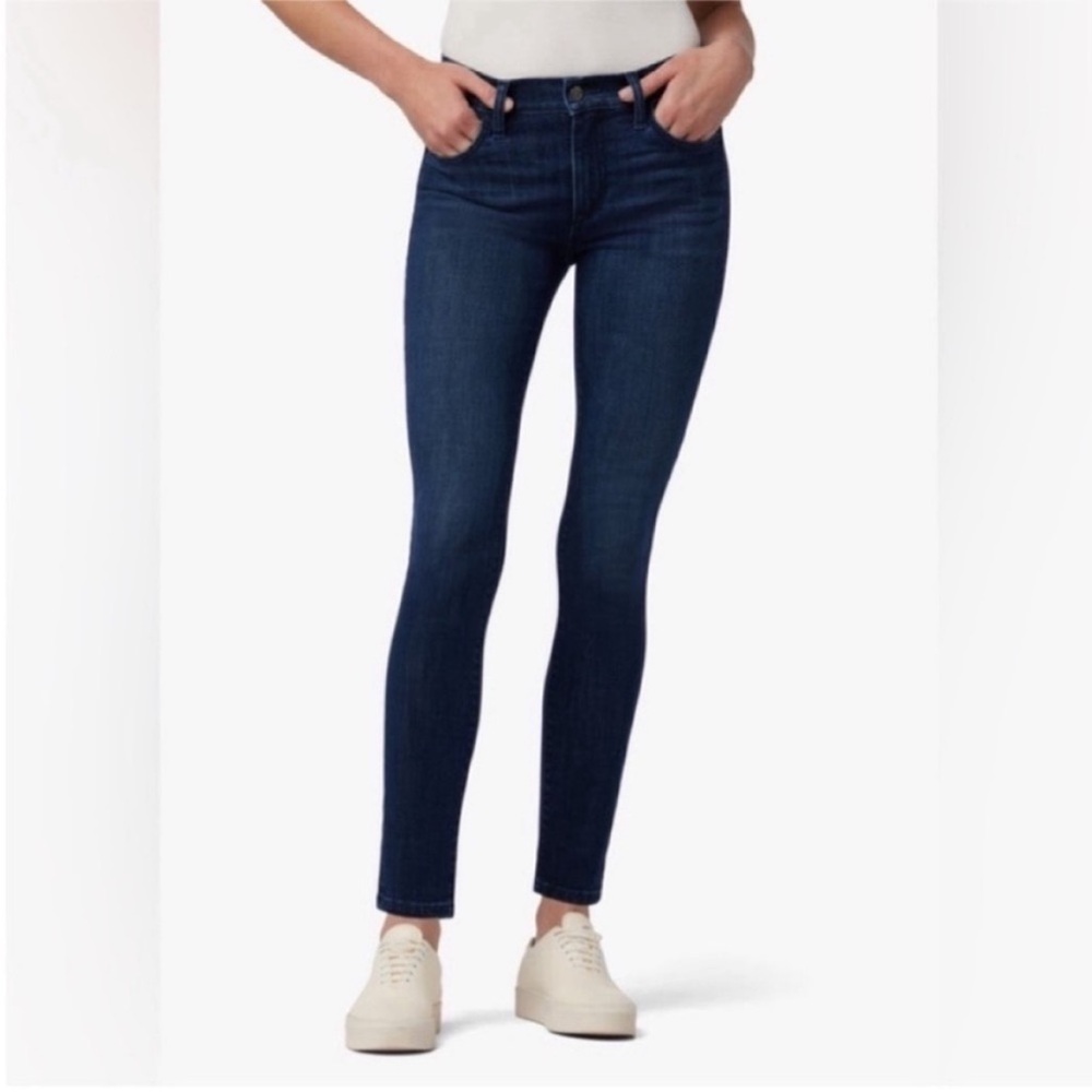 Joe's Jeans The Skinny 28